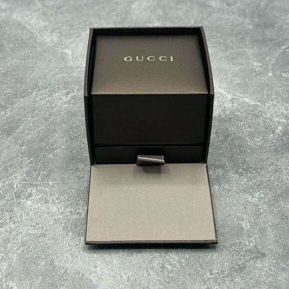 NWT Authentic Gucci Icon Thin Band Ring in Platinum white Gold Interlocking G Wi - Picture 11 of 13